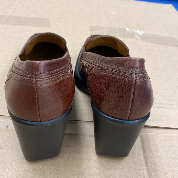 Classic and Elegant Two Tone Croc Print Women's Size 35 - Picture 4 of 8